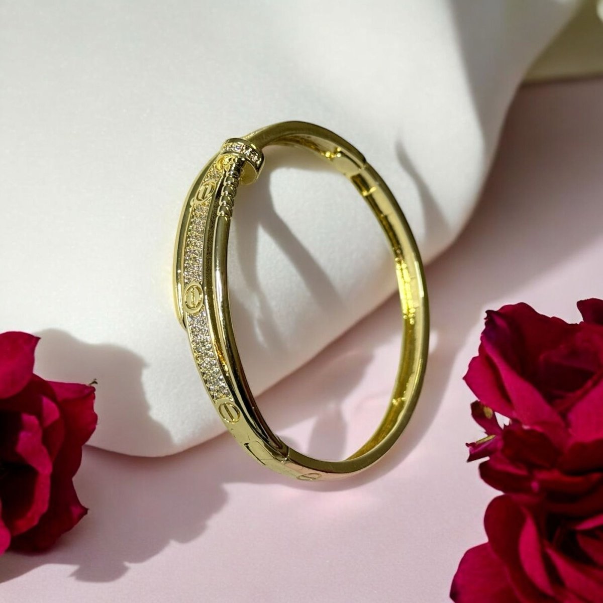 Tipos de joyas según material utilizado - Podios