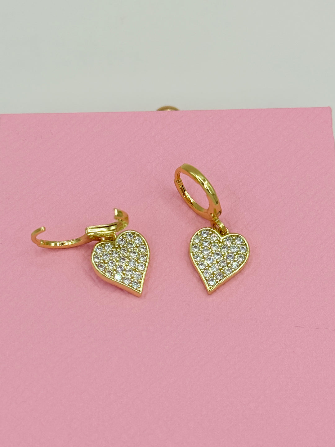 LY Goldenbright Heart™ Aros enchapados en oro de 18 quilates con circonitas 3A