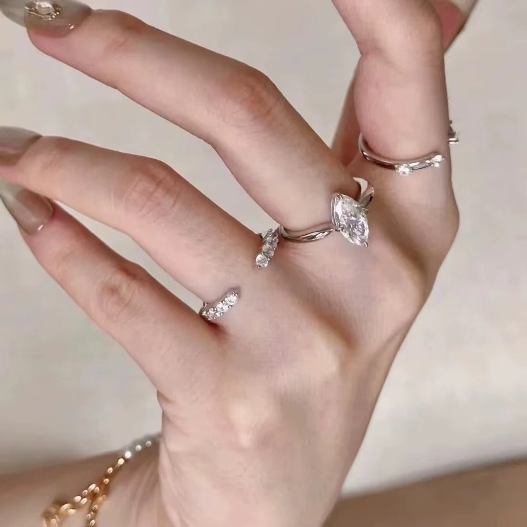 Anillo Triple Encanto - Tres en Uno - Ajustable y Enchapados en Plata 925 - Podios