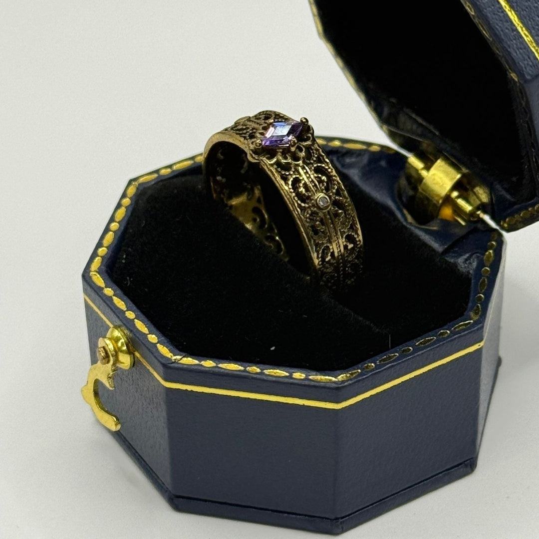 Anillo Vintage Real con Brillante Púrpura - Podios