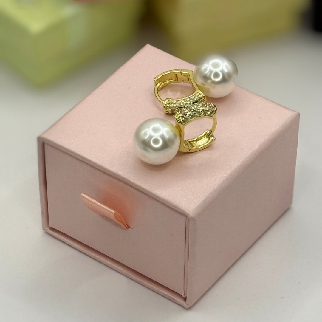 Aros Arpa Lumiere Collection - aros de perlas cultivadas enchapadas en oro de 18k - Podios