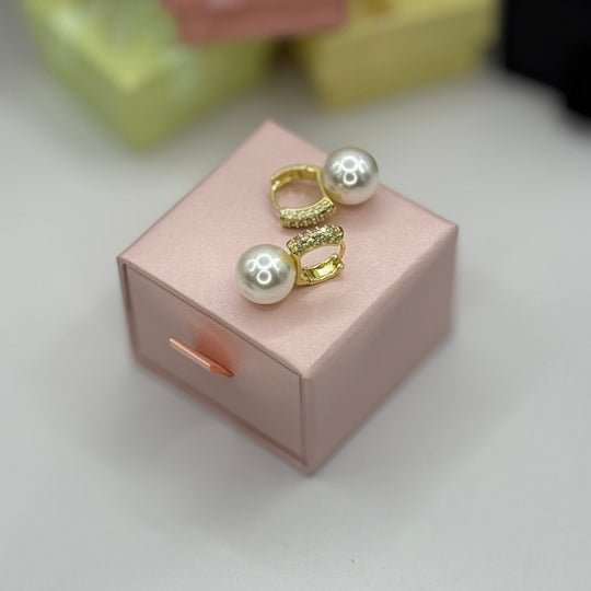 Aros Arpa Lumiere Collection - aros de perlas cultivadas enchapadas en oro de 18k - Podios