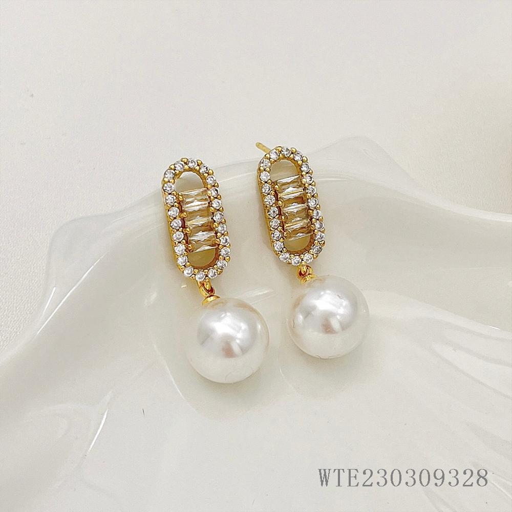 Aros Forza Lumiere Collection - aros de perlas cultivadas enchapadas en oro de 18k - Podios