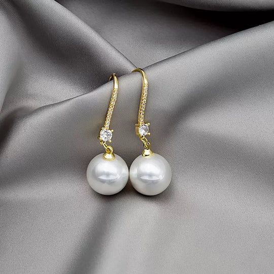 Aros Grand Lumiere Collection - aros de perlas cultivadas enchapadas en oro de 18k - Podios