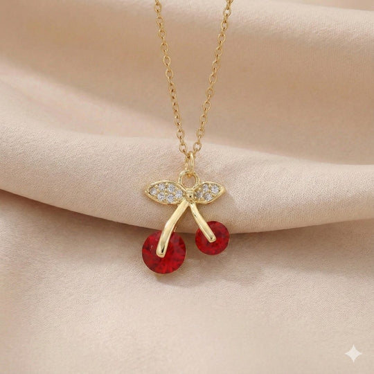 Cherry White - collar enchapado en oro 14k con pétalos de brillantes - Podios