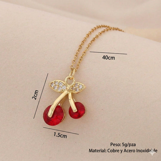 Cherry White - collar enchapado en oro 14k con pétalos de brillantes - Podios