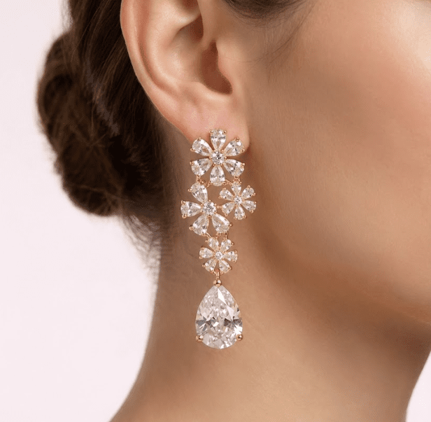 Colgantes Jardin de Luz™ Aros bañados en oro 18k con flores y brillantes - Podios