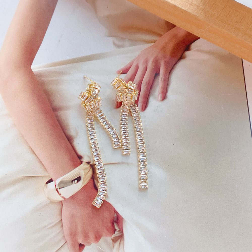 Colgantes Steps of Wonders™ Aros estilo colgante bañados en oro 14k con brillantes - Podios