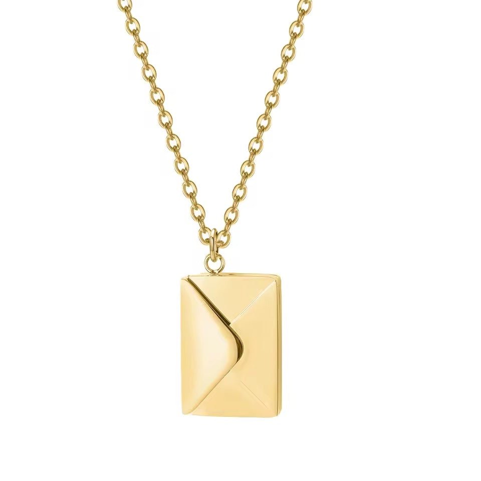 Collar Carta Secreata "Te amo" - Collar bañado en oro 18k con mensaje "Te amo" en su interior - Podios