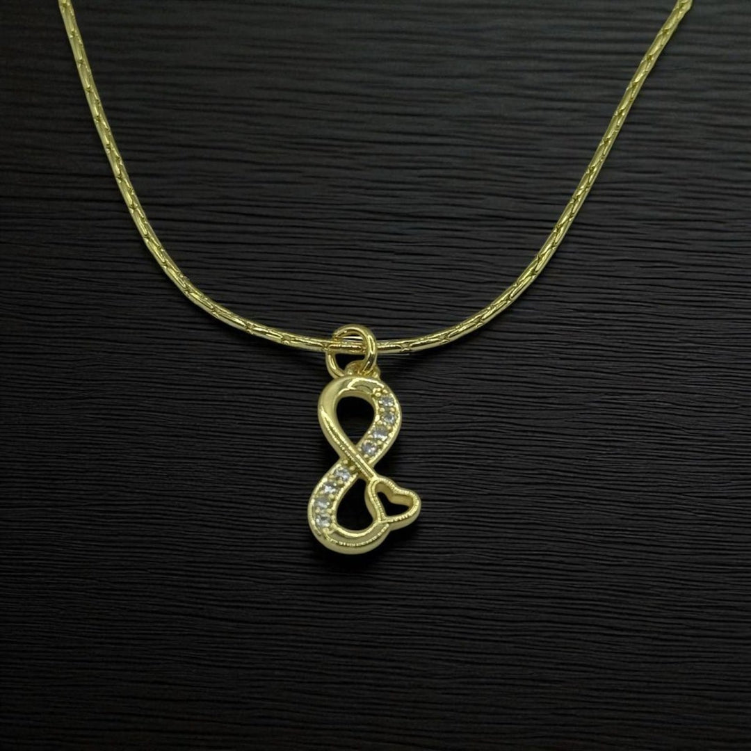 Collar Infinity Golden - Collar enchapado en oro 18k de infinito - Podios