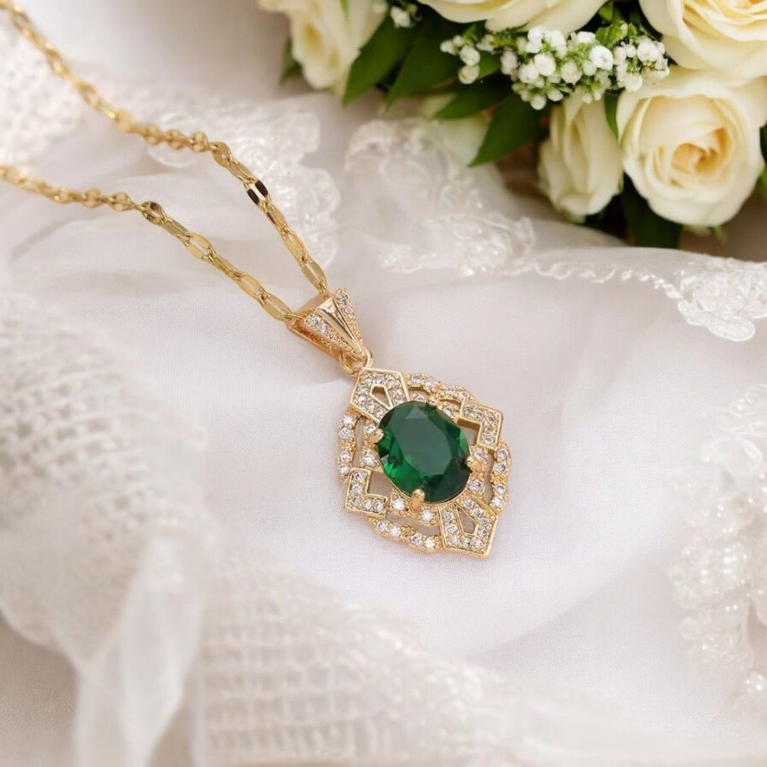 Collar Royale Esmeralda – Podios