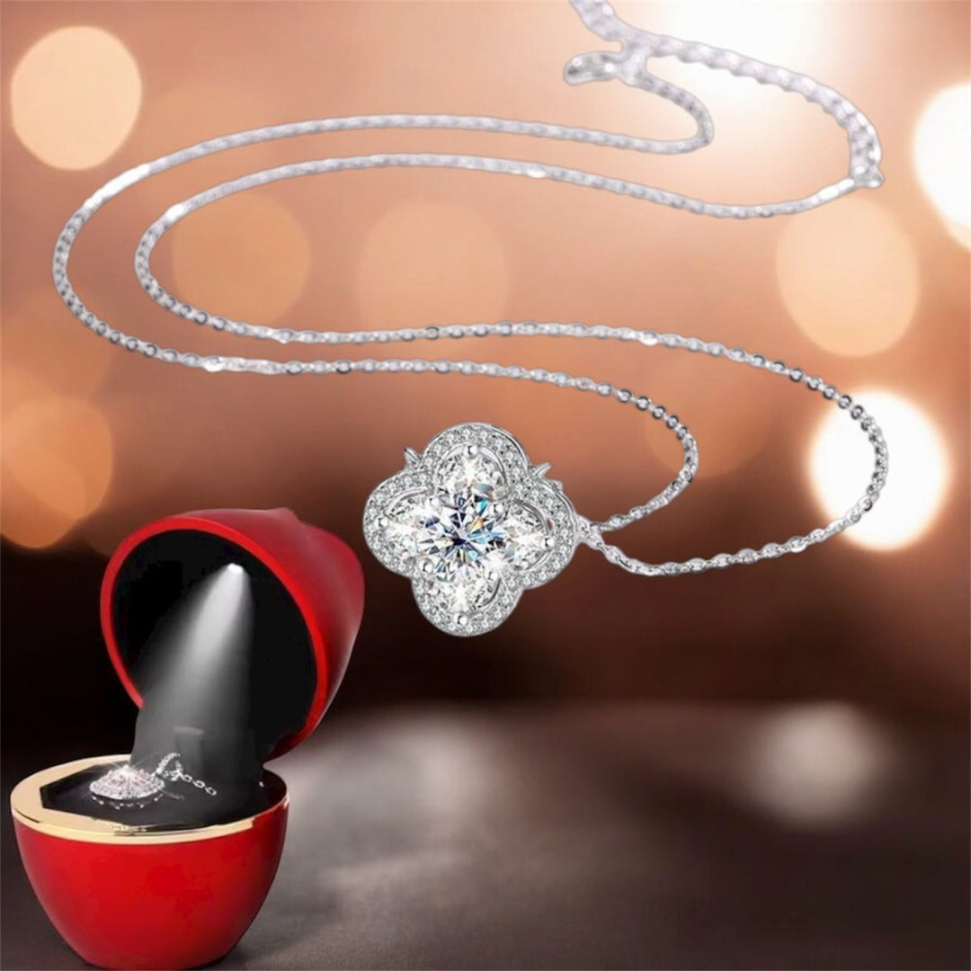 Collar Trébol de Luz – Plata 925 con Circones y Cofre de Rosa LED - Podios