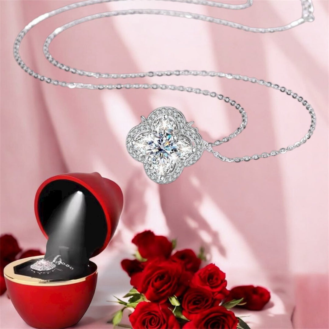 Collar Trébol de Luz – Plata 925 con Circones y Cofre de Rosa LED - Podios