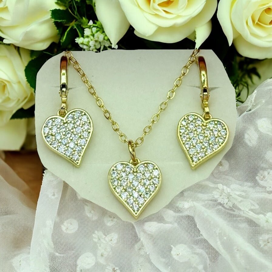 Goldenbright Heart Dúo™ Conjunto de aros y collar enchapados en oro de 18 quilates con circonitas 3A - Podios