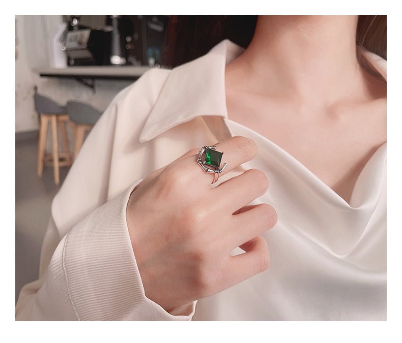 Green Exclusive Collection - anillo ajustable plateado - Podios