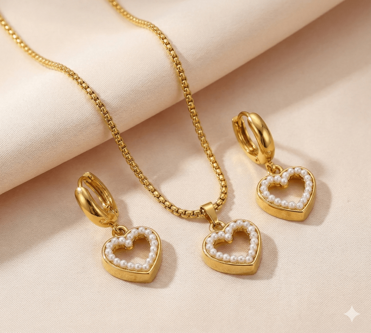 Heart of Pearls™ Conjunto de collar y aros enchapados en oro 18k - Podios