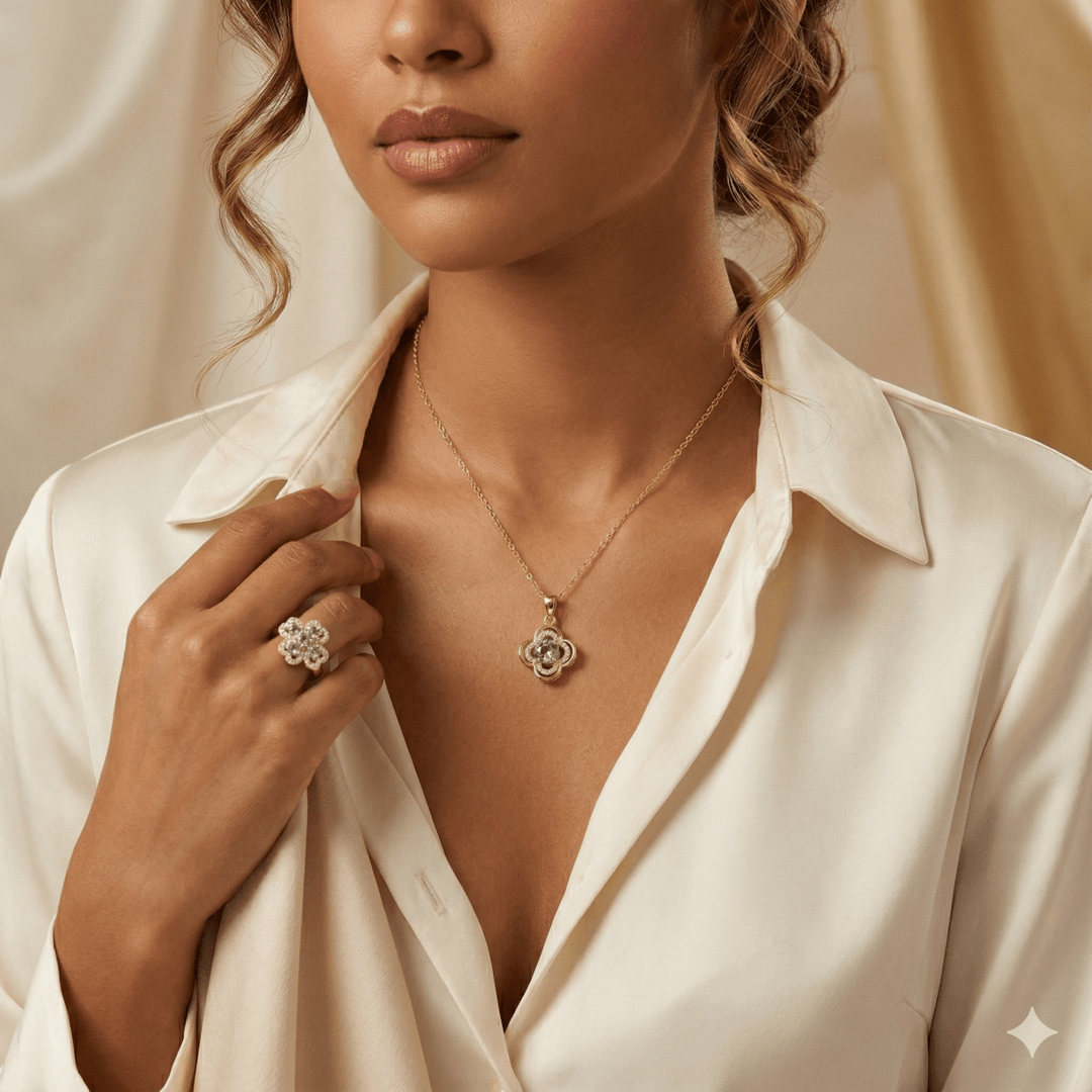 Lumiere Blossom Set - collar y anillo de trébol giratorio enchapado en oro 14k con cristal lila en caja de Rosa - Podios