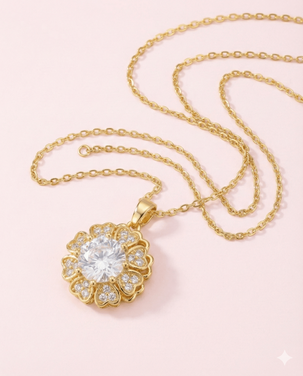 Lumiere Heart Bloom White - collar de trébol giratorio enchapado en oro 14k con circones - Podios