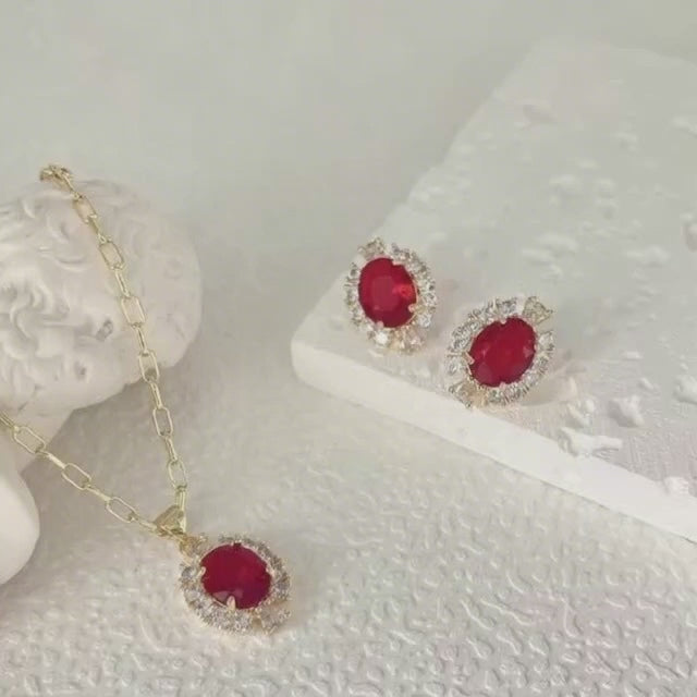 Pasión Escarlata™ Conjunto de Collar y Aros enchapados en oro 18k