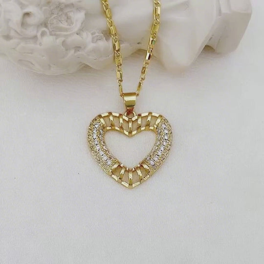 Golden Luxury Heart™  Collar enchapado en oro 18 quilates