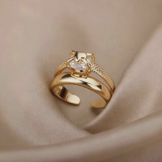 Carry me ONE™ Exclusivo anillo de corazón en doble capa, bañado en oro y ajustable