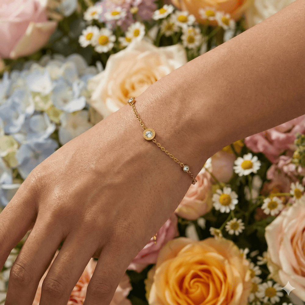 Pulsera Brillante Aurora – Bañada en oro 14K y ajustable - Podios