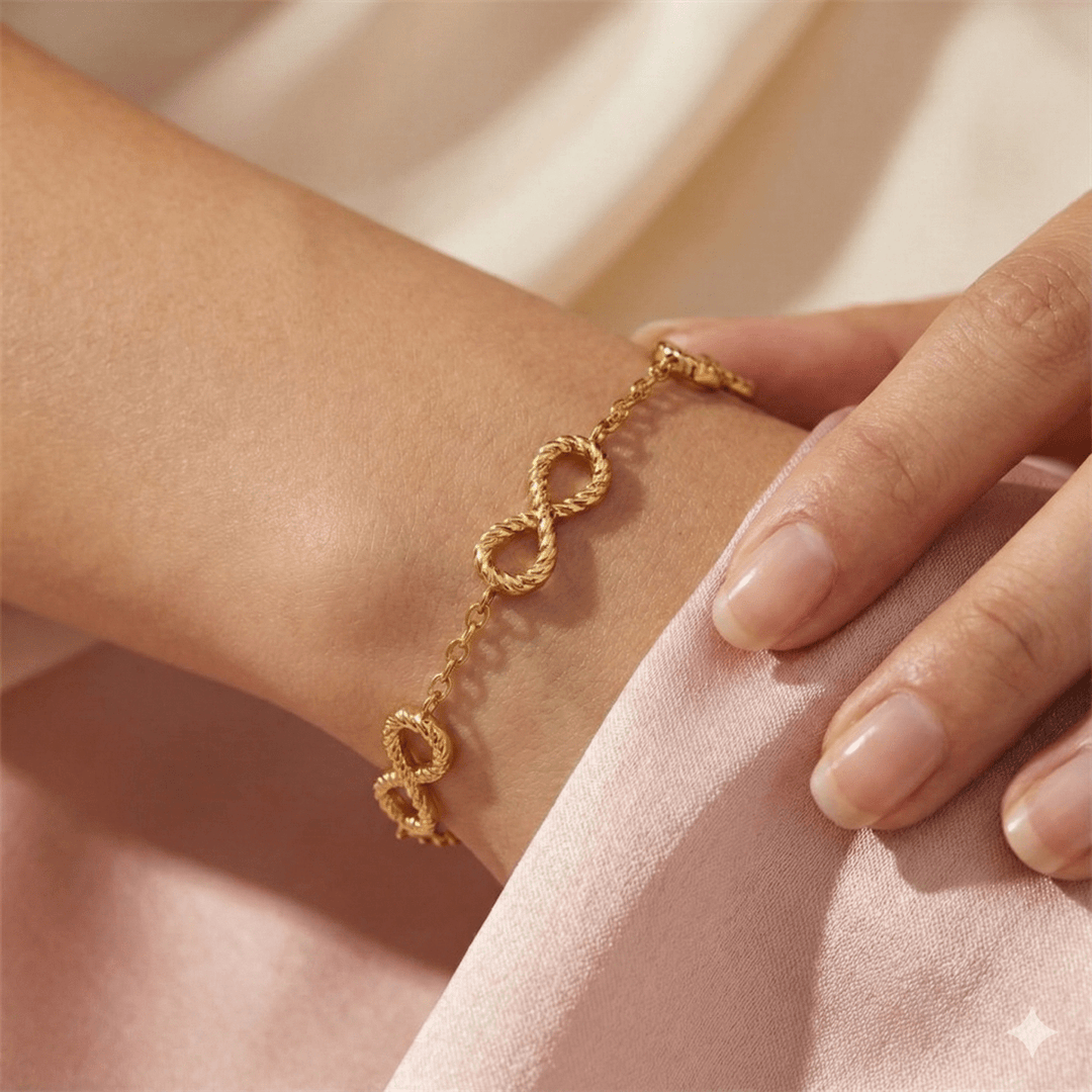 Pulsera Infinity Gold – ajustable bañada en oro 14k - Podios