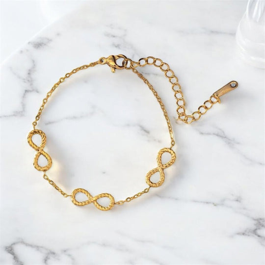 Pulsera Infinity Gold – ajustable bañada en oro 14k - Podios