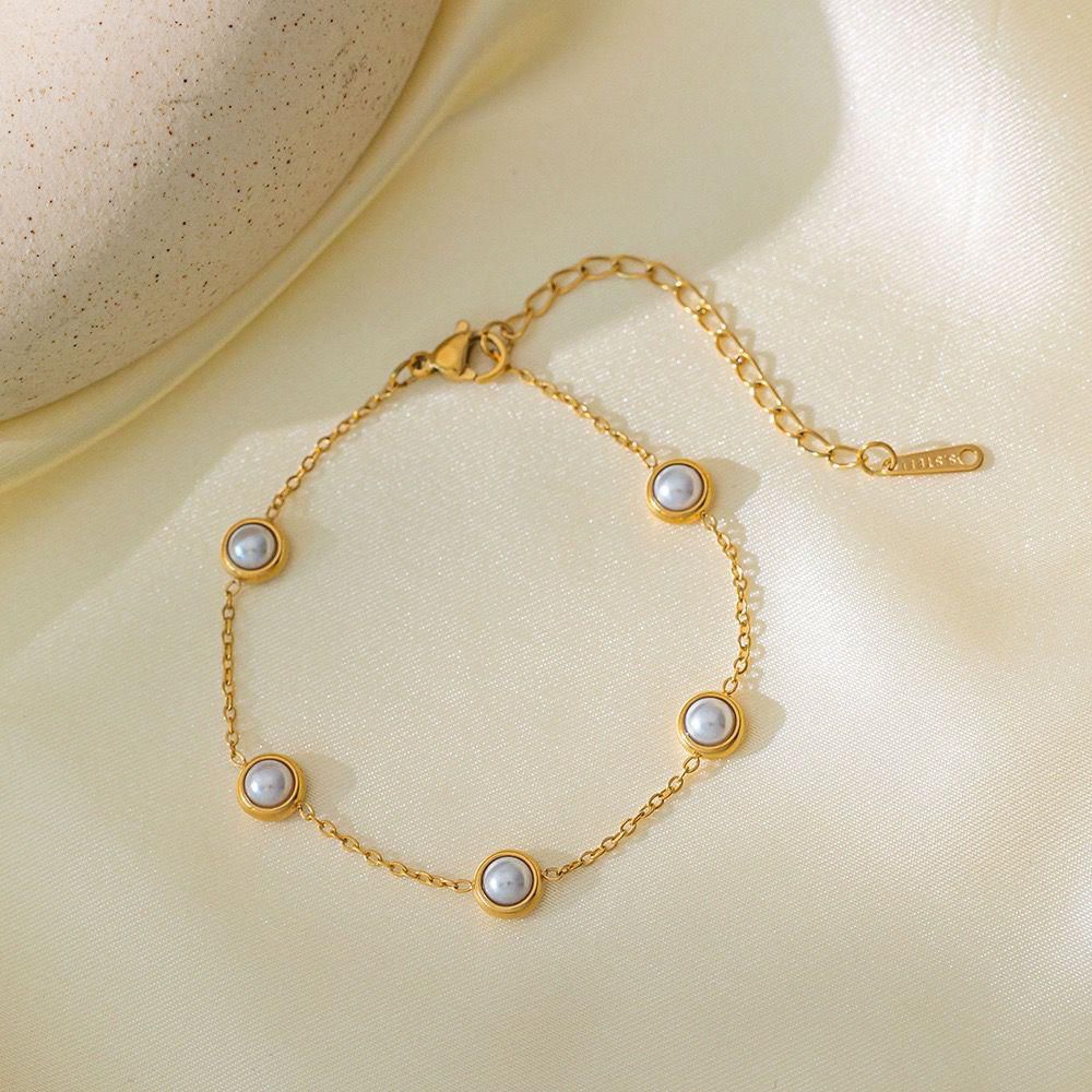 Pulsera Pearl Grace – ajustable y bañada en oro 14k - Podios