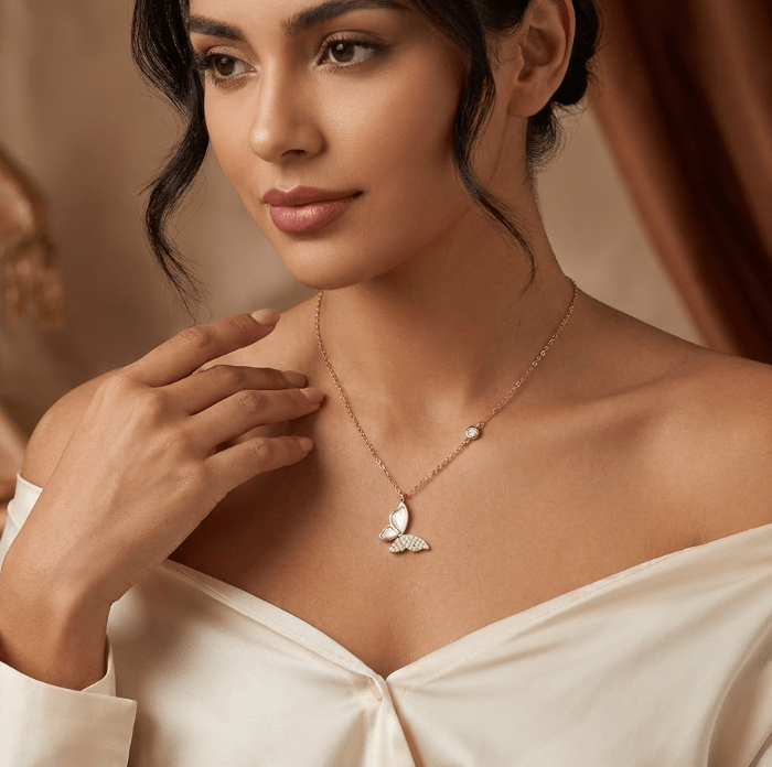 Rosas y Mariposa - Collar de plata 925 bañado en oro rosa en caja romántica - Podios