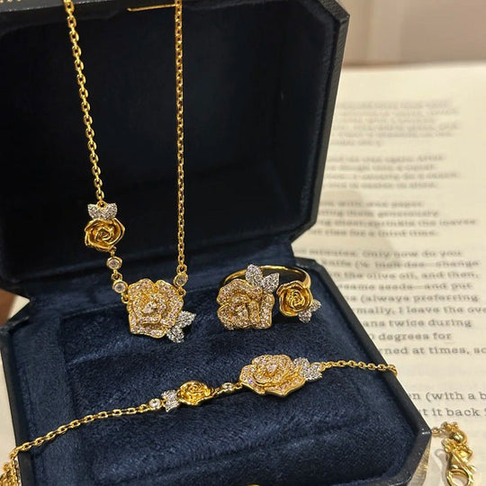 Set Rosas Romantic – Collar, Pulsera y Anillo Bañados en Oro con Brillantes - Podios