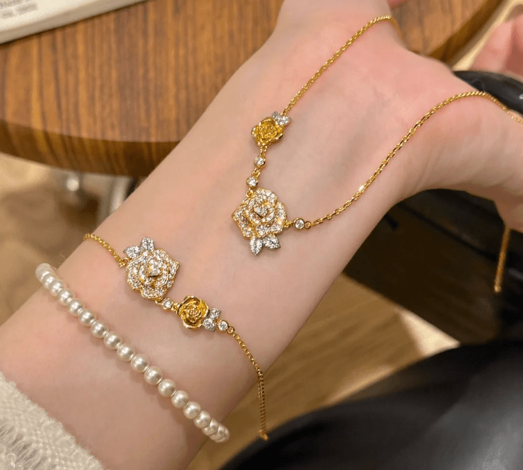 Set Rosas Romantic – Collar, Pulsera y Anillo Bañados en Oro con Brillantes - Podios