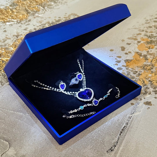 Set Titanic Blue 4 Seas: collar, anillo, pulsera y aros de circón en estuche luz LED - Podios